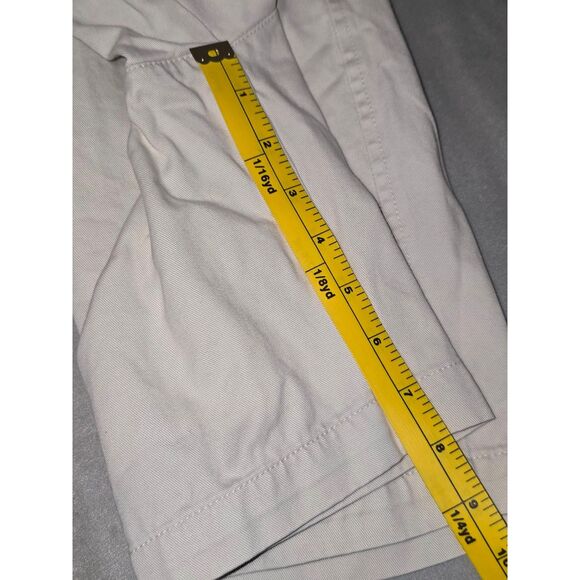 Gap Men's Shorts Size 38 Relaxed Fit - Picture 8 of 8